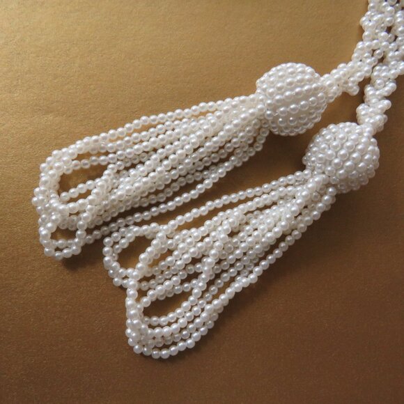 Vintage White Faux Pearl Braided Lariat Necklace with Tassel Drops - Picture 6 of 6